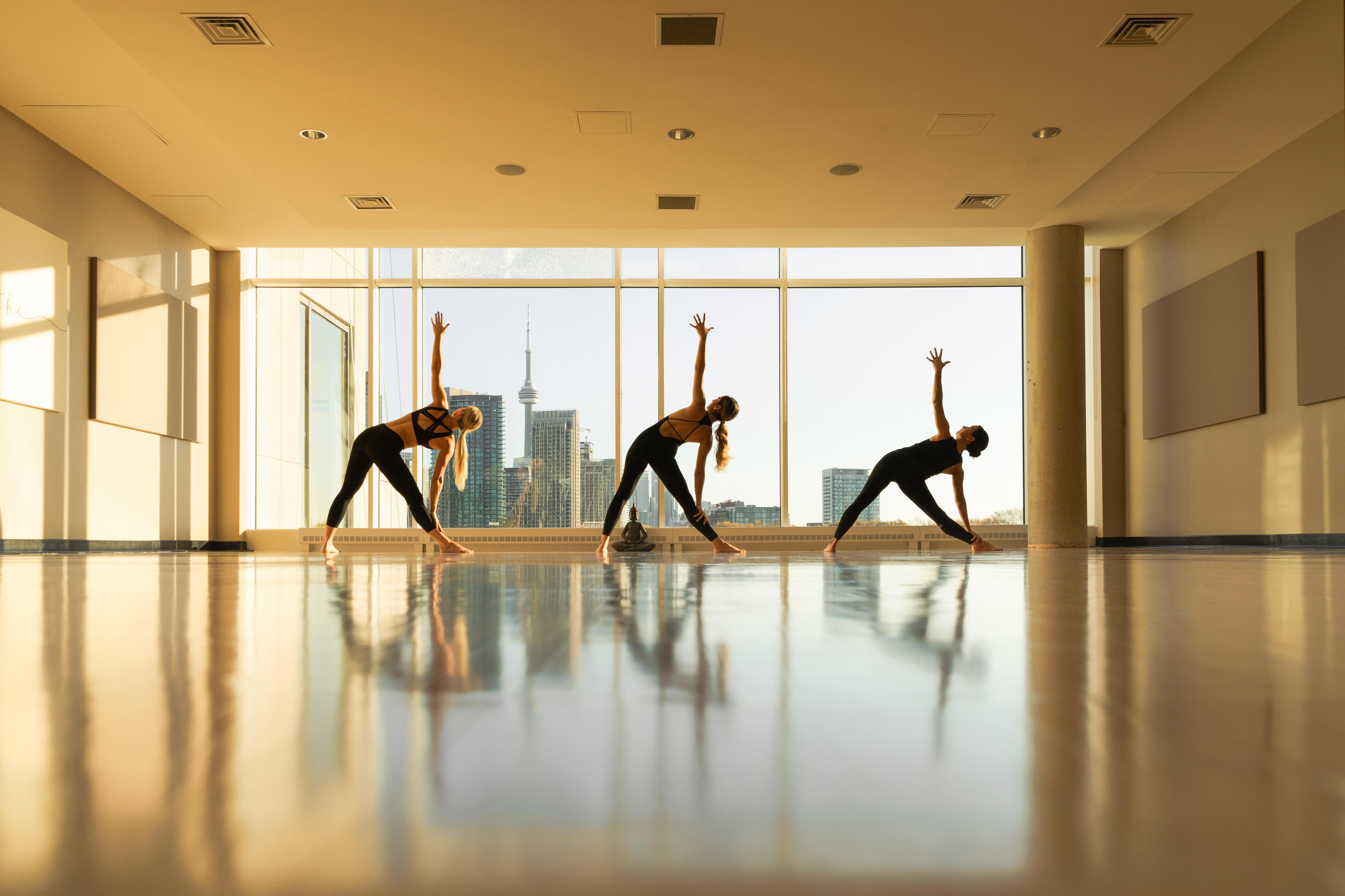 Hotel X Toronto, A Destination By Hyatt Hotel Esterno foto The 360° Yoga Studio at The Westin Dubai